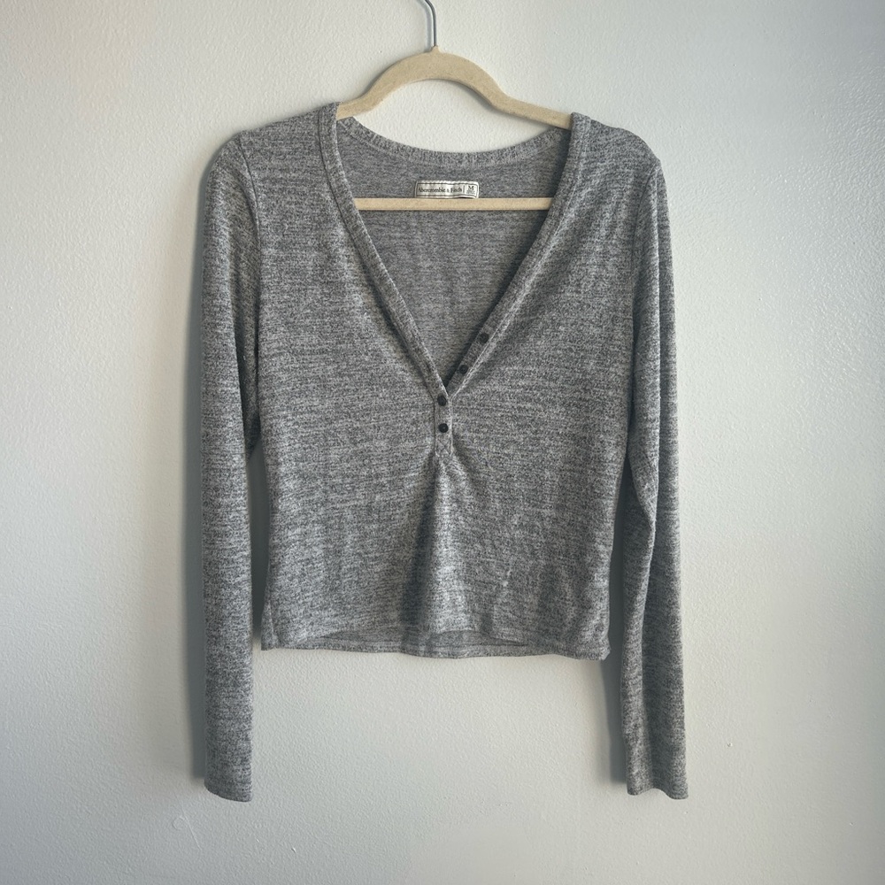 Abercrombie and Fitch long sleeve T-shirt
